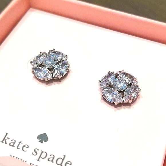 NEW Kate Spade Marquise Cluster Stud Earrings in Silver - Picture 7 of 8